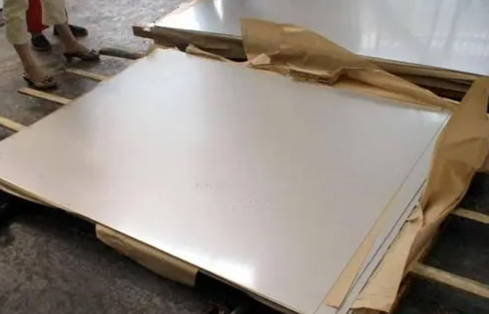 Precision cut aluminum plate